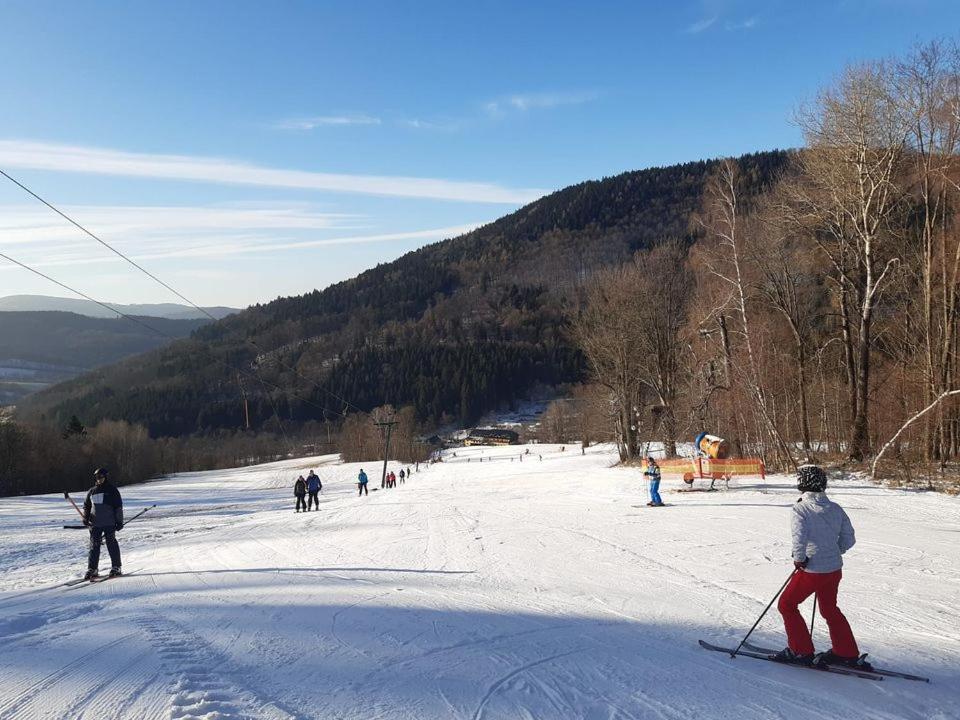 Chalupa Sedmidvory Vernířovice Esterno foto
