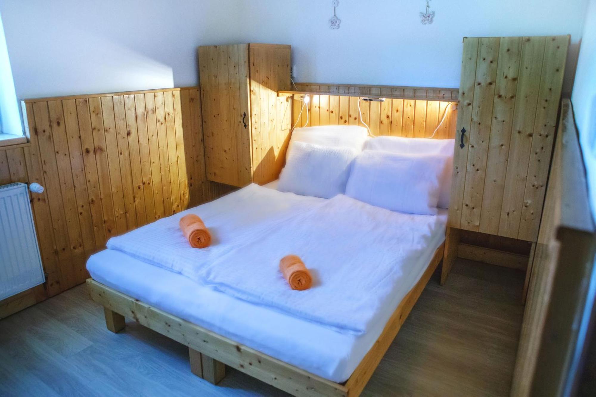 Chalupa Sedmidvory Vernířovice Esterno foto